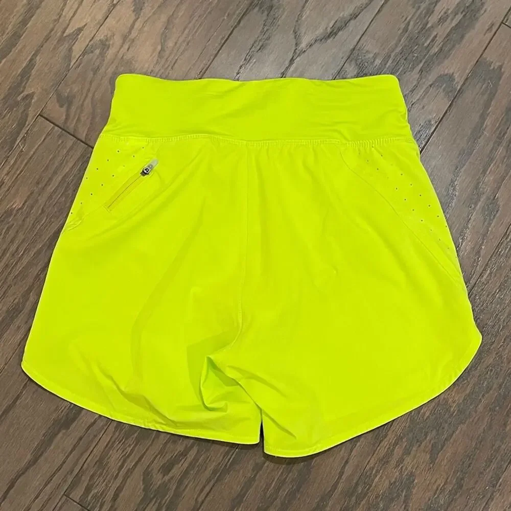 Nike Women’s Eclipse 5” Running Shorts Atomic Green Size XS Dri-FIT Neo